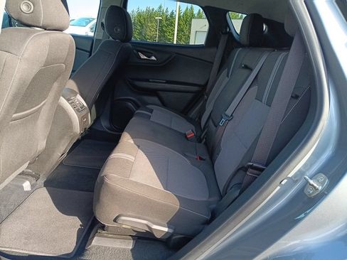 Used 2025 Chevrolet Blazer LT AWD/4WD image 18