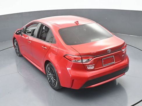 Used 2020 Toyota Corolla LE image 45