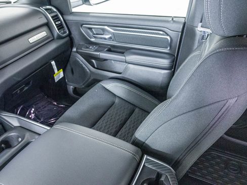 New 2026 RAM 1500 4x4 Crew Cab image 30