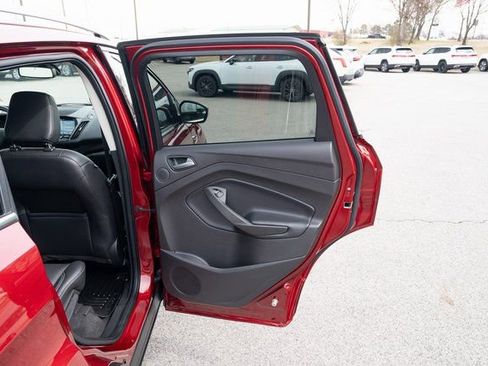 Used 2019 Ford Escape Titanium image 13