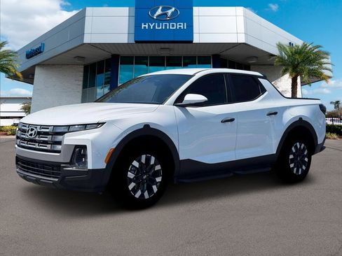 New 2026 Hyundai Santa Cruz SE FWD image 2