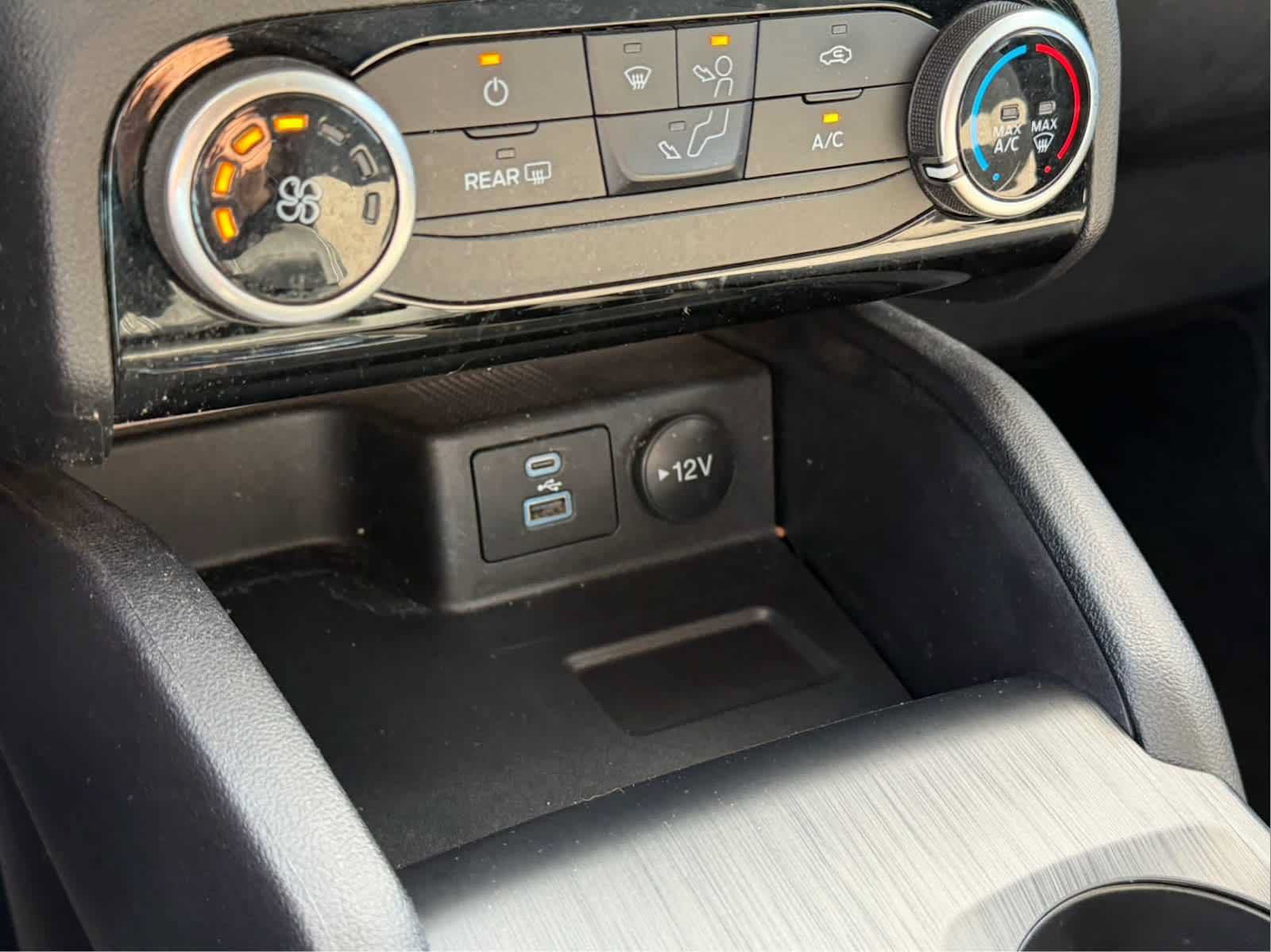 Used 2022 Ford Escape SE AWD/4WD image 34