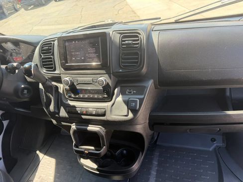 Used 2023 RAM ProMaster 3500 w/ Driver Convenience Group FWD image 11