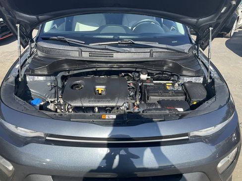 Used 2020 Kia Soul LX image 11