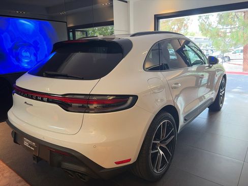 Used 2024 Porsche Macan AWD/4WD image 5