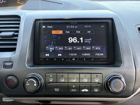 Used 2010 Honda Civic LX image 24