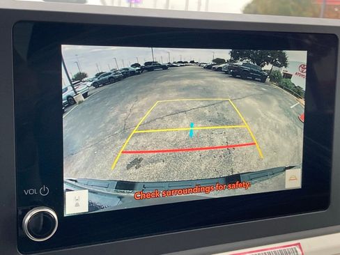 Used 2024 Toyota Tacoma TRD Sport image 24