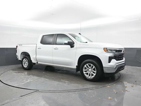 Used 2022 Chevrolet Silverado 1500 LT image 8