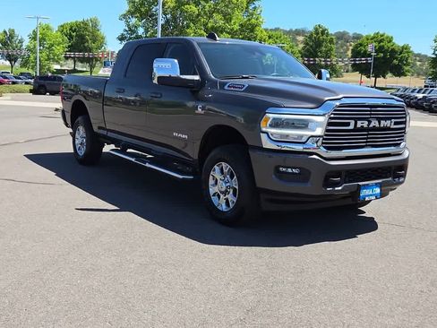Used 2024 RAM 2500 Laramie w/ Safety Group AWD/4WD image 2