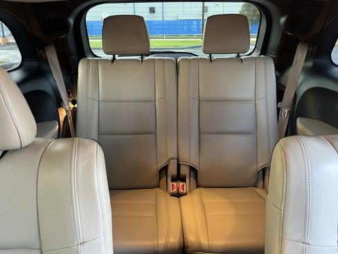 Used 2017 Dodge Durango Citadel w/ Technology Group RWD image 32