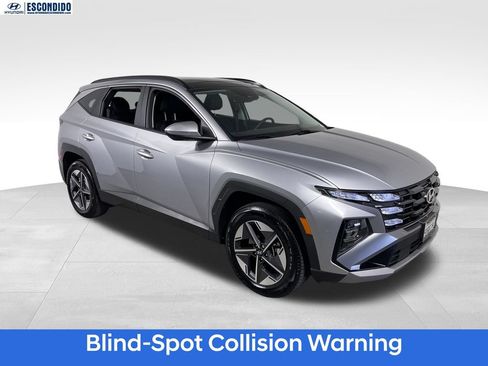 Certified 2025 Hyundai Tucson SEL AWD/4WD image 7