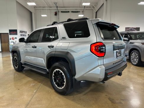 Used 2025 Toyota 4Runner TRD Off-Road Premium w/ Tow Technology Package AWD/4WD image 6