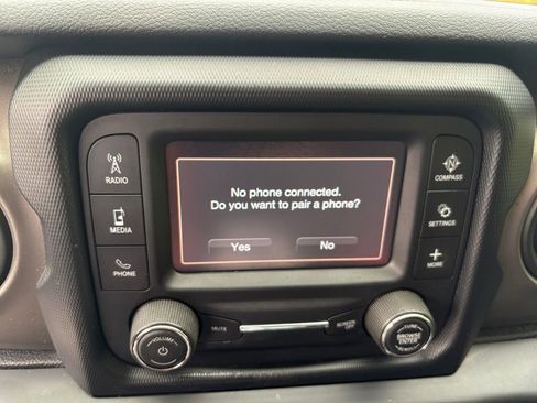 Used 2020 Jeep Wrangler Unlimited Sport S image 16