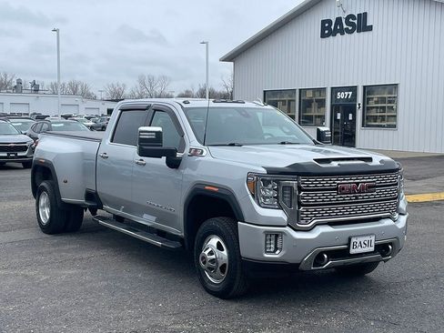 Used 2023 GMC Sierra 3500 Denali w/ Denali Ultimate Package image 47