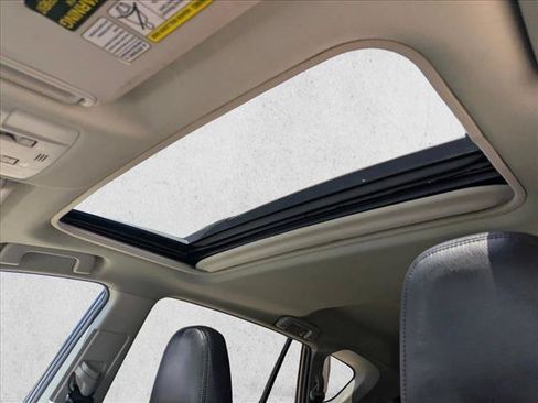 Used 2014 Toyota RAV4 XLE FWD image 14