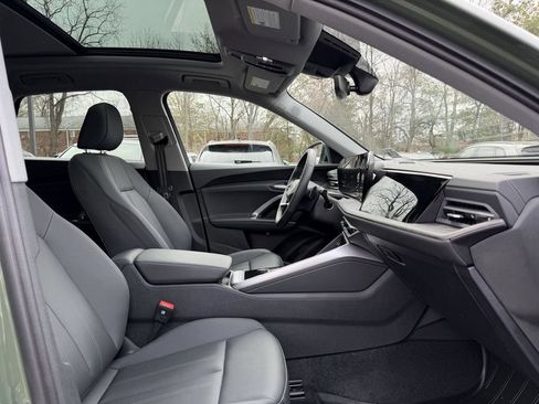 Used 2025 Audi Q5 Premium Plus w/ Premium Plus AWD/4WD image 18