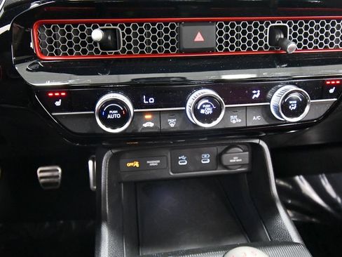 Certified 2025 Honda Civic Si image 25