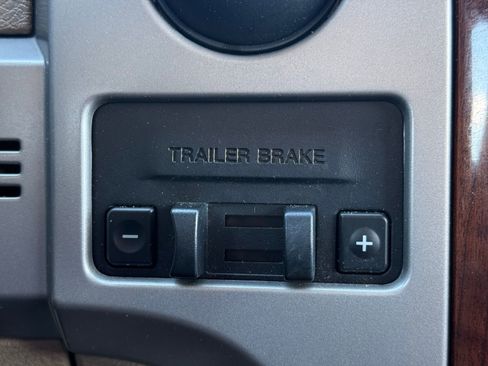 Used 2010 Ford F150 2WD SuperCrew image 24