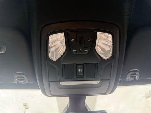Used 2021 RAM 1500 Big Horn AWD/4WD image 35