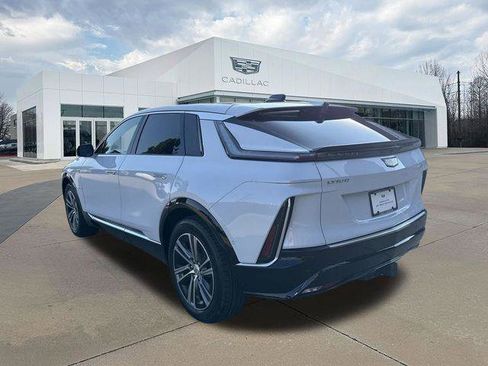 New 2026 Cadillac Lyriq Premium Luxury image 5