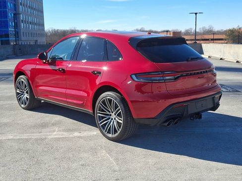 Used 2025 Porsche Macan image 10