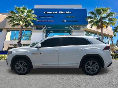 Used 2024 Volkswagen Atlas Cross Sport SEL R-Line AWD/4WD image 8