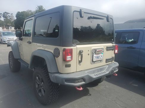 Used 2017 Jeep Wrangler Rubicon AWD/4WD image 4