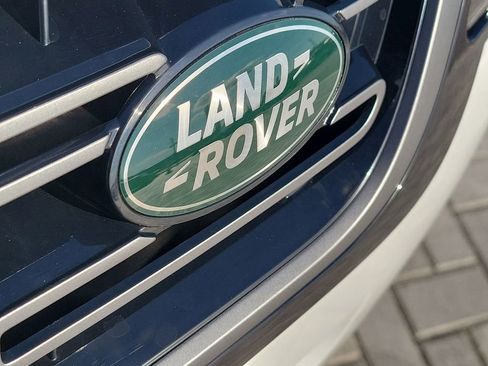 New 2026 Land Rover Range Rover Evoque S image 10