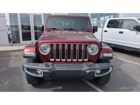 Used 2021 Jeep Gladiator Overland w/ Popular Equipment Package image 3