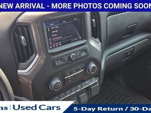Used 2025 Chevrolet Silverado 2500 Custom w/ Custom Value Package AWD/4WD image 17
