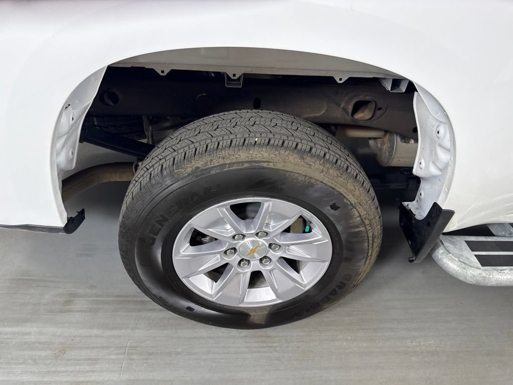Used 2025 Chevrolet Silverado 1500 W/T RWD image 12
