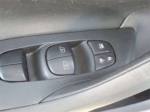 Used 2016 Nissan Altima 2.5 SL w/ 2.5 Technology w/LED Package FWD image 14