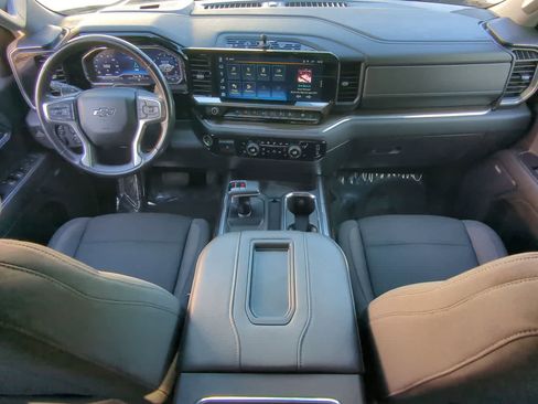 Used 2022 Chevrolet Silverado 1500 RST image 16