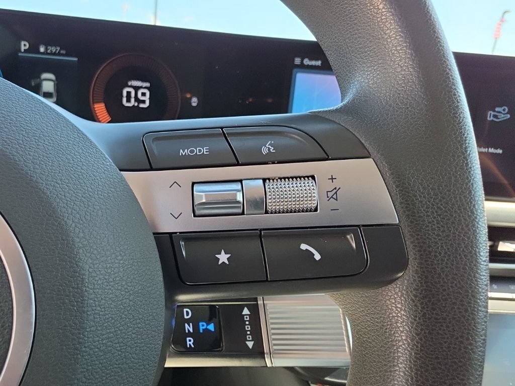 Used 2025 Hyundai Sonata SEL FWD image 16
