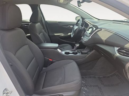 Used 2024 Chevrolet Malibu RS FWD image 15