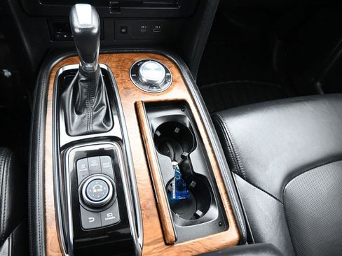 Used 2023 Nissan Armada SL w/ Cargo Package image 17