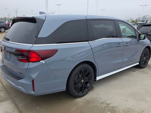 New 2026 Honda Odyssey Sport-L image 5