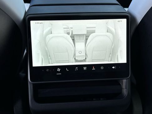 Used 2025 Tesla Model 3 Long Range image 26