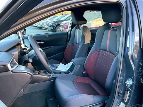 New 2026 Toyota Corolla SE image 9