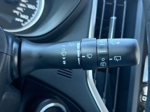 Certified 2023 Subaru Forester Premium image 28