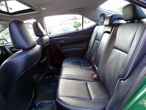 Used 2015 Toyota Corolla LE Premium FWD image 30