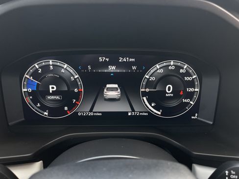 Used 2023 Mitsubishi Outlander image 24