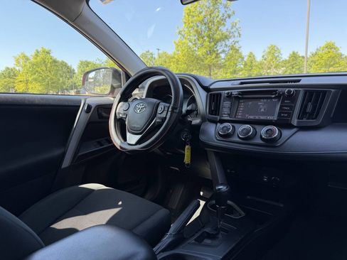 Used 2017 Toyota RAV4 LE w/ Carpet Mat Package FWD image 19