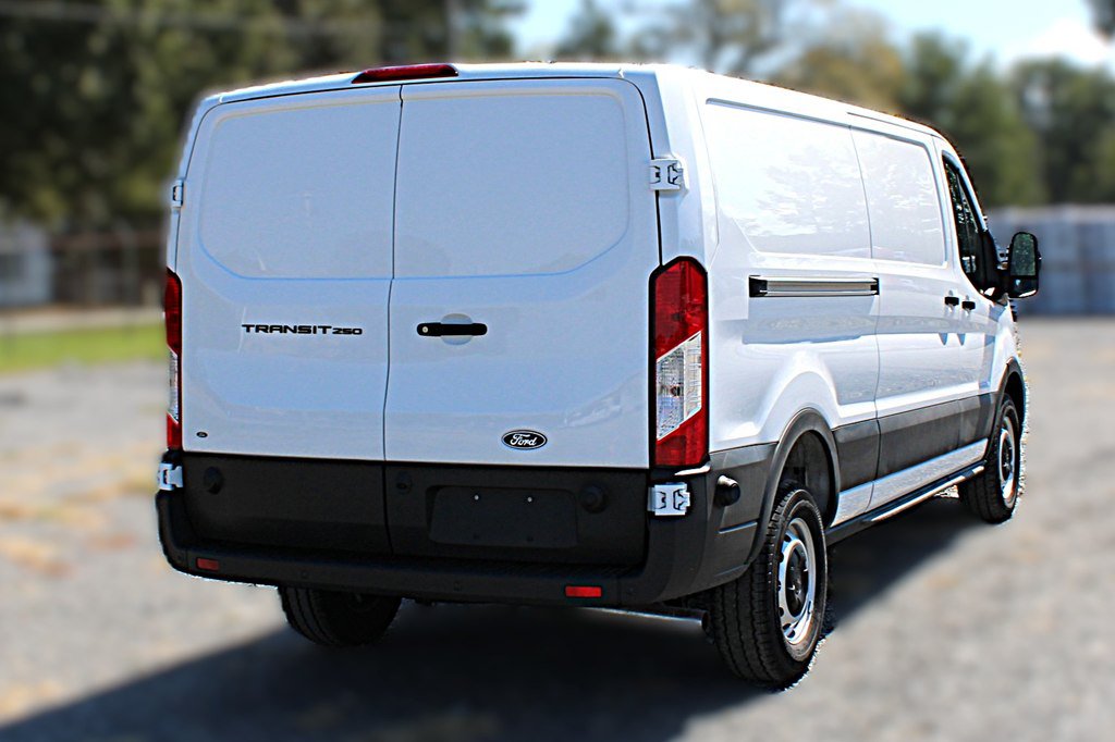 Used 2026 Ford Transit 250 Low Roof w/ Load Area Protection Package RWD image 5