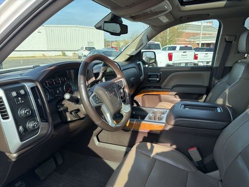 Used 2018 GMC Sierra 1500 SLT image 13