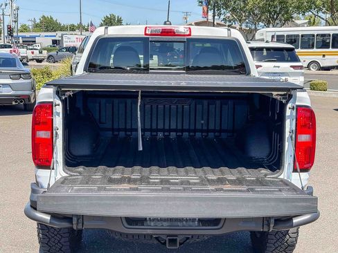 Used 2022 Chevrolet Colorado ZR2 w/ Colorado ZR2 Bison Edition AWD/4WD image 54
