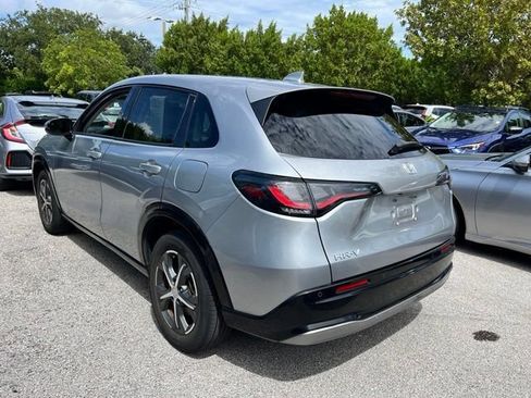 Used 2024 Honda HR-V EX-L image 4