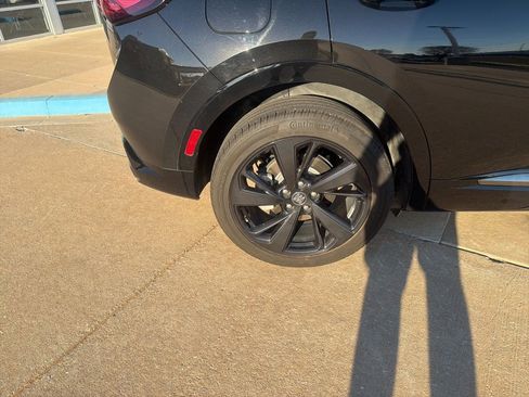 Used 2025 Buick Envision Sport Touring image 33