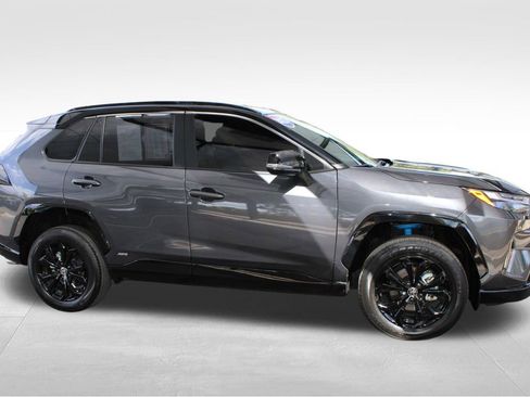 Certified 2025 Toyota RAV4 XSE w/ Weather Package AWD/4WD image 20
