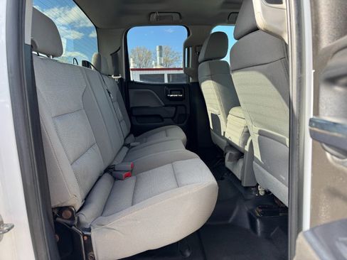 Used 2018 Chevrolet Silverado 1500 LS w/ Trailering Package AWD/4WD image 17